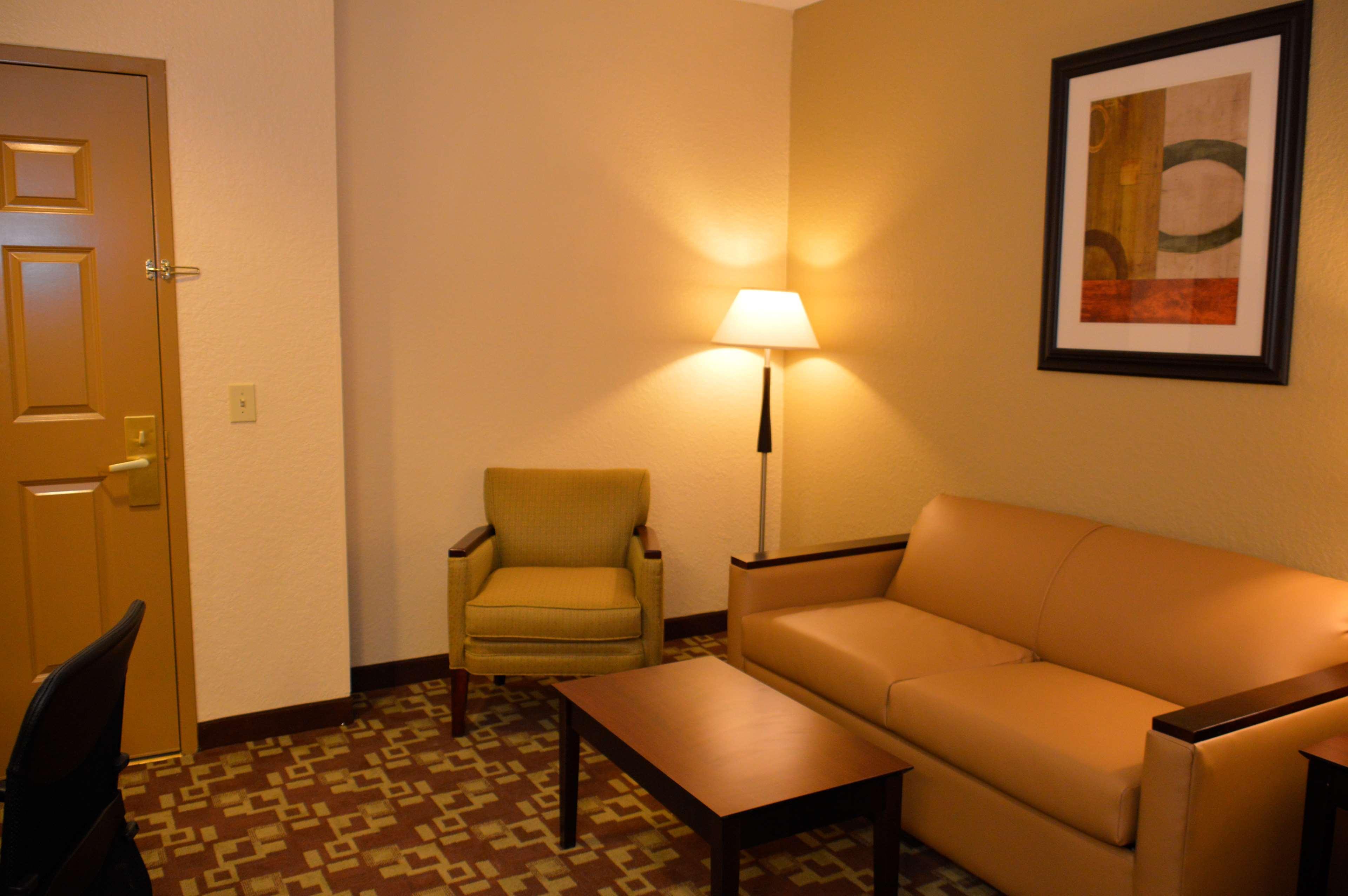 Best Western Plus Hobby Airport Inn And Suites Houston Eksteriør bilde