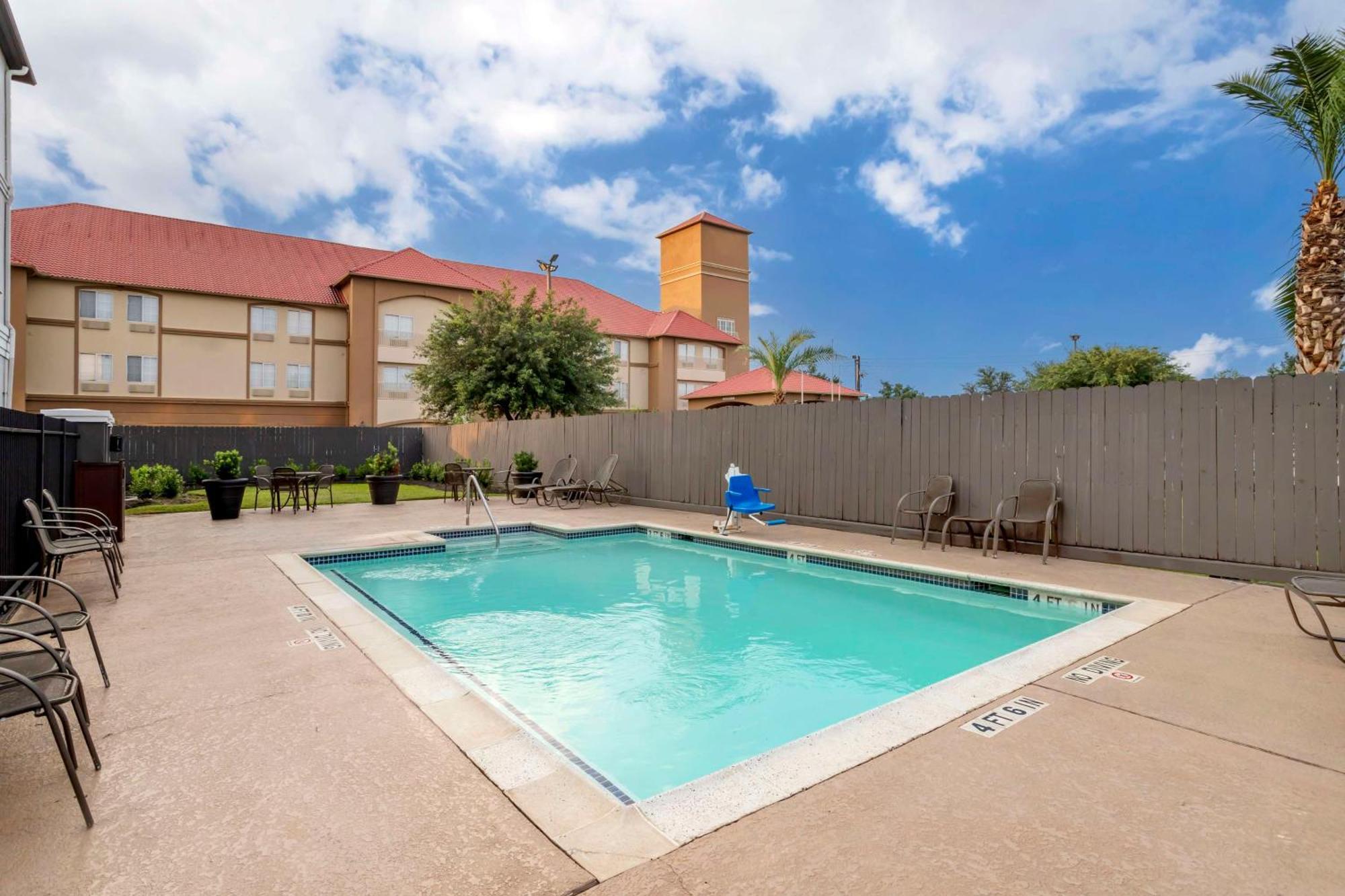 Best Western Plus Hobby Airport Inn And Suites Houston Eksteriør bilde