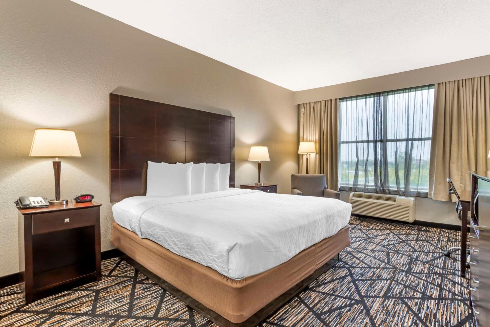 Best Western Plus Hobby Airport Inn And Suites Houston Eksteriør bilde